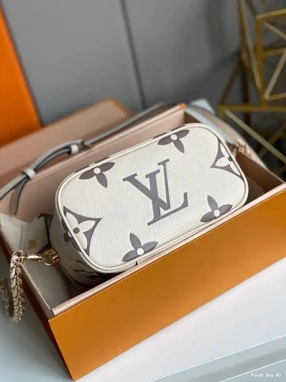 Firstbag VANITY LOUIS PM VUITTON 0503